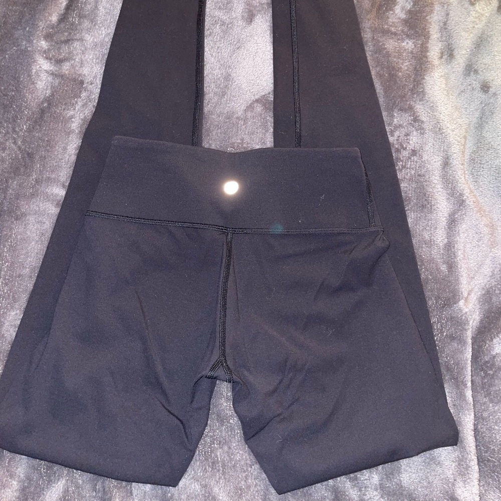 Lululemon - Wunder Under Pant 25” in Black - Size 2